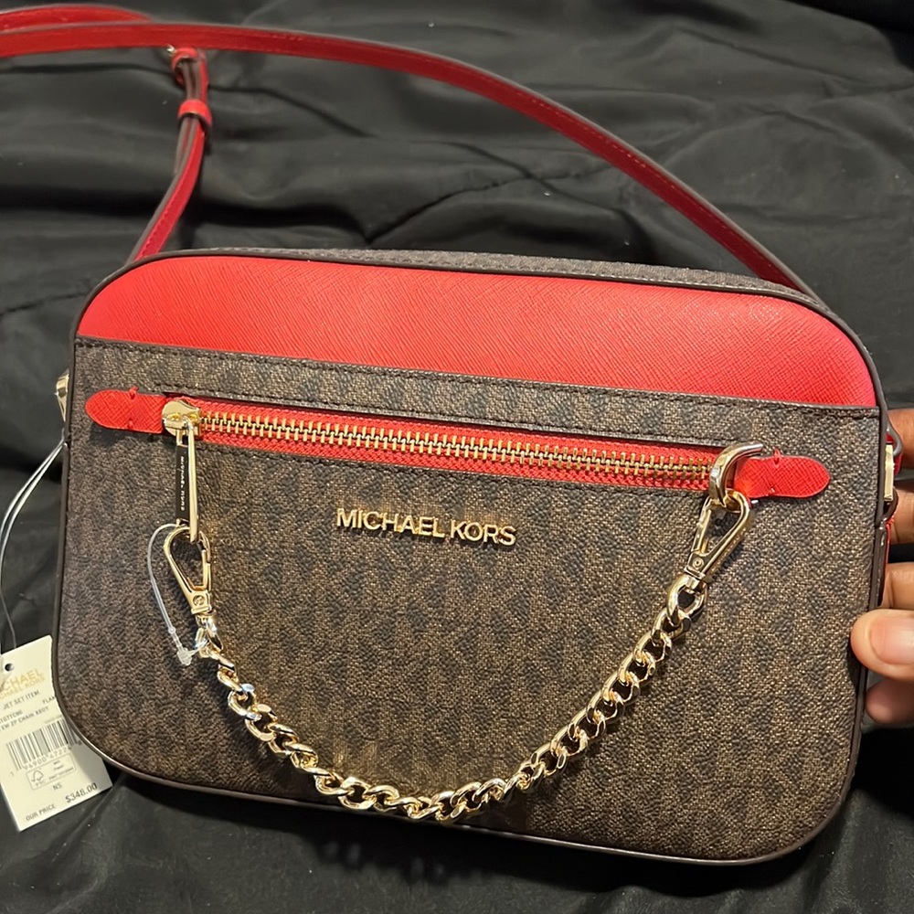 New with tags Michael kors crossbody bag never worn
